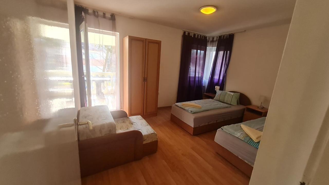 שיופוק Yellow Sun 2 Apartman מראה חיצוני תמונה